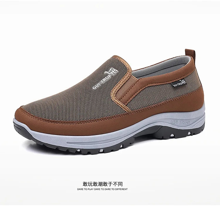 Loafers Men Sneakers Mesh Breathable Non-Slip Slip On Vulcanized Shoes Soft Sole Solid Color Comfortable Water Shoes Zapatos200