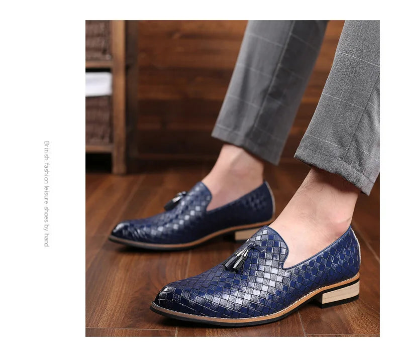 Fringe Men Leather Casual Shoes Checkered Man Loafers Coiffeur Leather Shoes Fashion Driving Mens Shoes Sapato Social Masculino